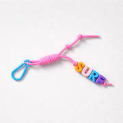 key ring brelok napis surf pink różowy kolorowy do kluczy