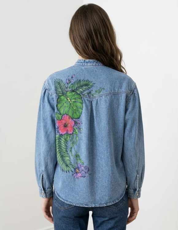 jeans koszula z hawajskim motywem